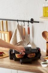 Toastbuster 1337H Çıkarılabilir Plakalı 4 Ekmekli Tost Makinesi 1800 W  Siyah
